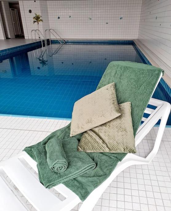 Schwarzwald-Traum Mit Pool Und Sauna Unterkirnach Екстериор снимка